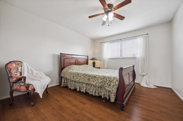 6517 Wanda Lane, Houston, TX 77074