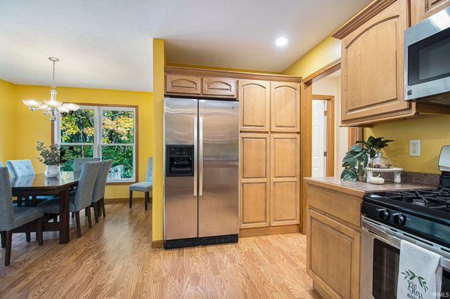 50711 Deer Run Trail, Elkhart, IN 46514