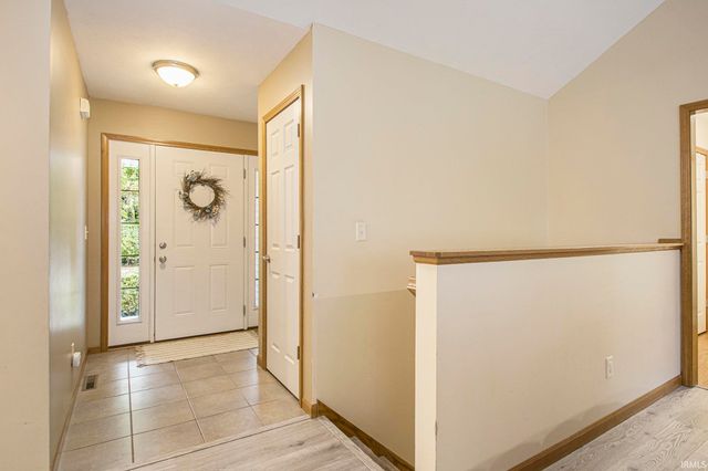 50711 Deer Run Trail, Elkhart, IN 46514