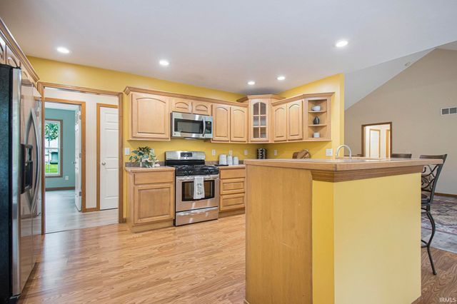 50711 Deer Run Trail, Elkhart, IN 46514