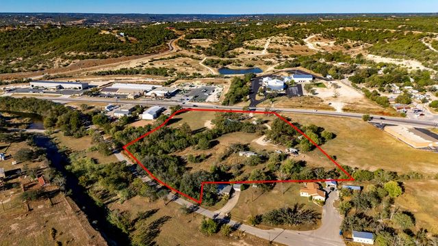 899 Harper Rd, Kerrville, TX 78028