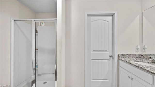 4035 Meredith Woods Lane, Winston-salem, NC 27107