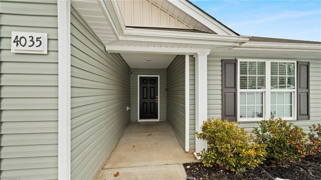 4035 Meredith Woods Lane, Winston-salem, NC 27107