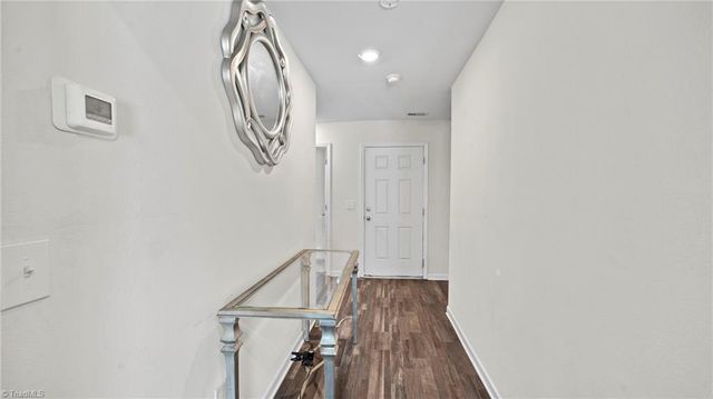 4035 Meredith Woods Lane, Winston-salem, NC 27107