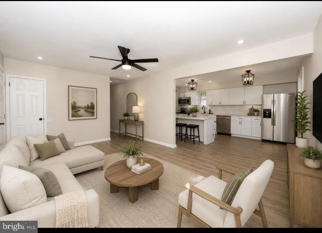 60 N OAKLAND AVE, Runnemede, NJ 08078