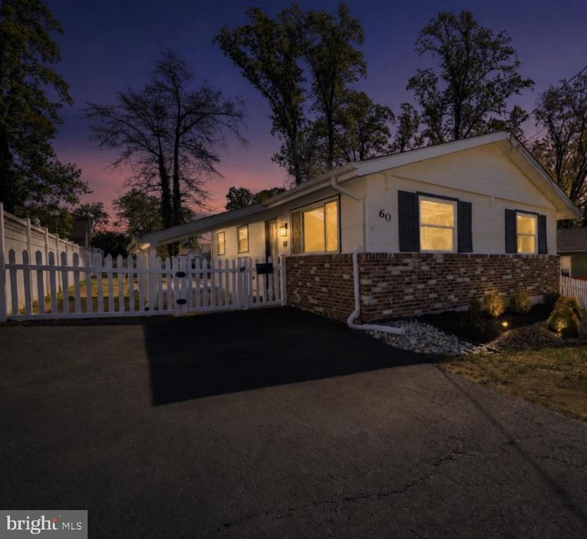 60 N OAKLAND AVE, Runnemede, NJ 08078