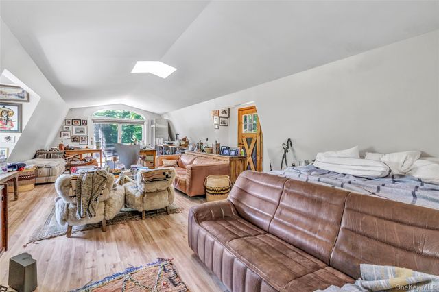 69 Primrose Street, Katonah, NY 10536