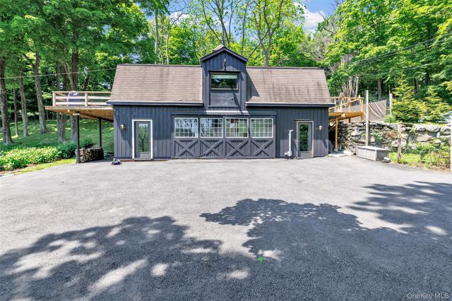 69 Primrose Street, Katonah, NY 10536