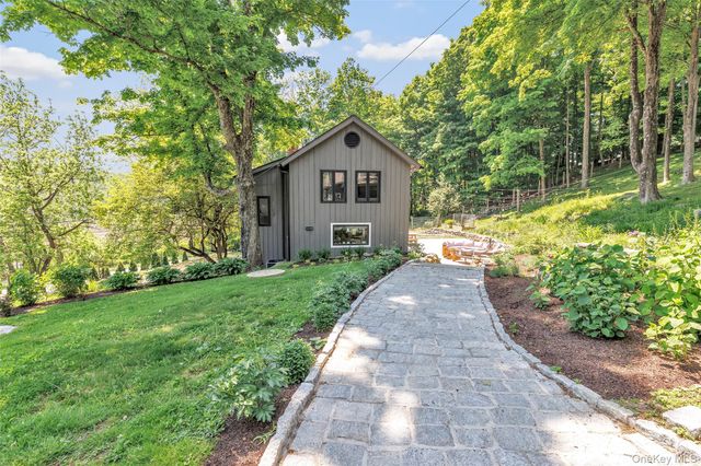 69 Primrose Street, Katonah, NY 10536