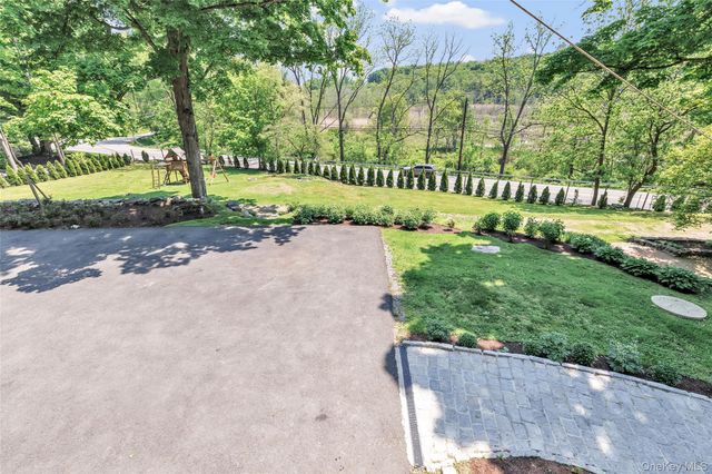 69 Primrose Street, Katonah, NY 10536