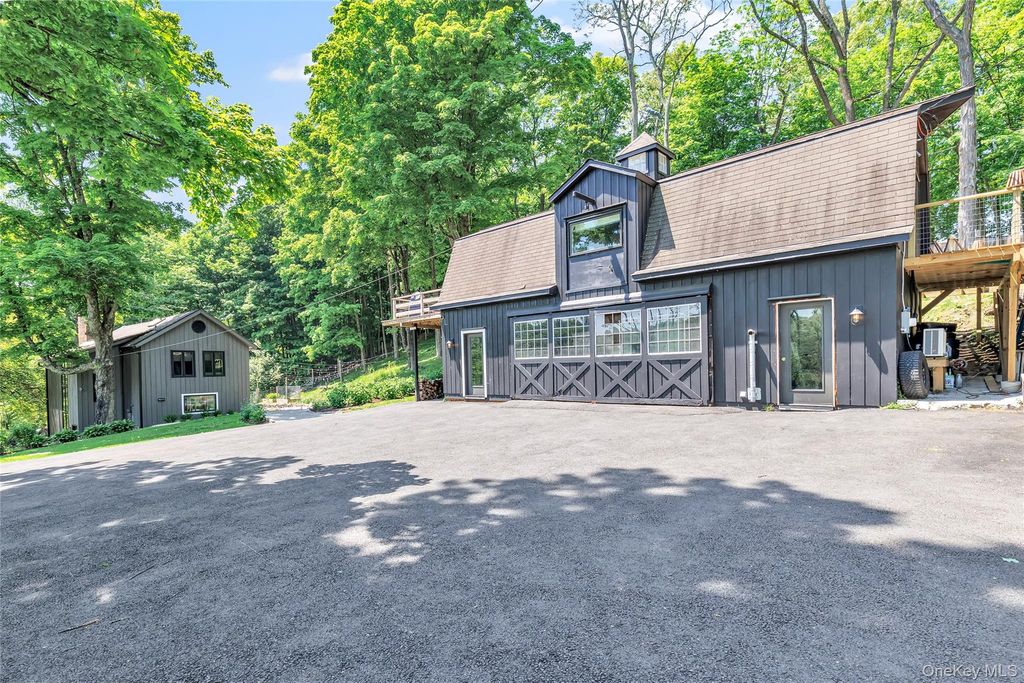 69 Primrose Street, Katonah, NY 10536