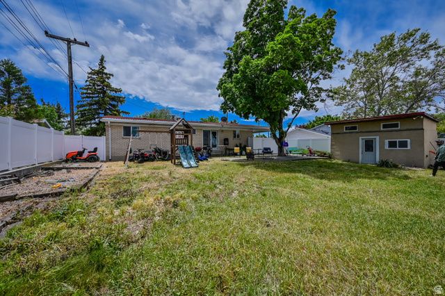 927 E 5650 S, Murray, UT 84121