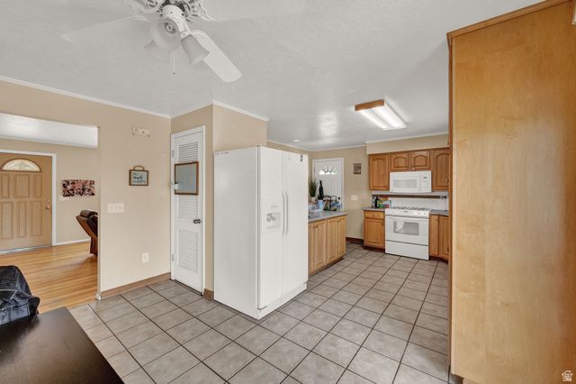 927 E 5650 S, Murray, UT 84121
