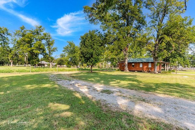 4938 Swan Lake Road, Bossier City, LA 71111