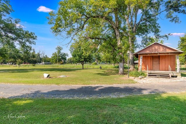 4938 Swan Lake Road, Bossier City, LA 71111