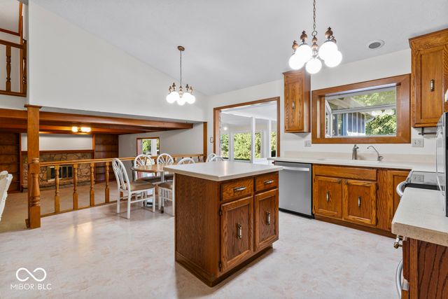 3382 Eden Park Place, Carmel, IN 46033