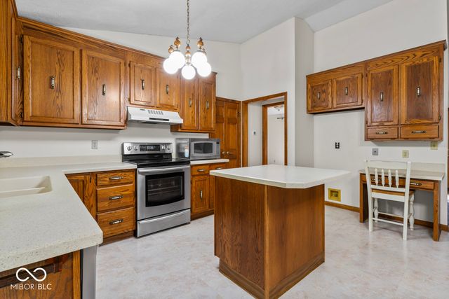3382 Eden Park Place, Carmel, IN 46033