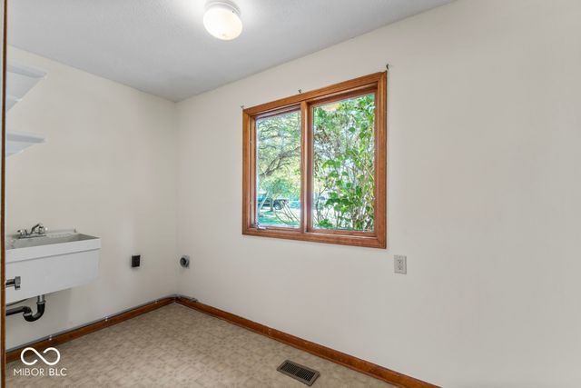 3382 Eden Park Place, Carmel, IN 46033