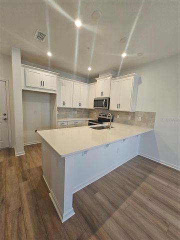 11599 SUNSAIL AVENUE, Orlando, FL 32832