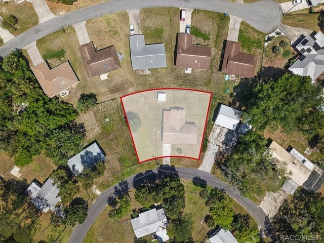 10765 W Spring Circle, Crystal River, FL 34428