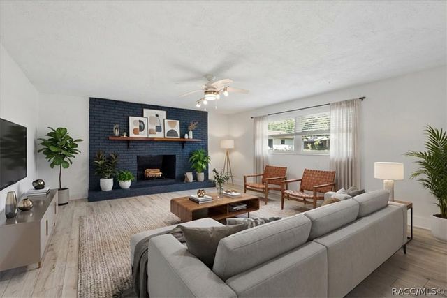 10765 W Spring Circle, Crystal River, FL 34428