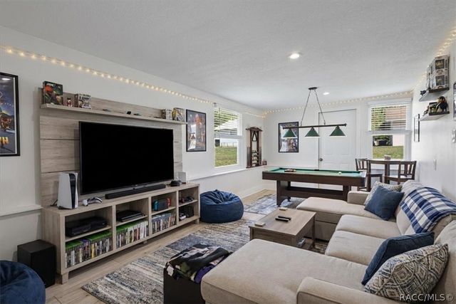 10765 W Spring Circle, Crystal River, FL 34428