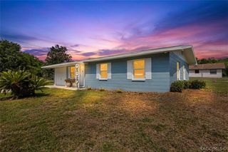 10765 W Spring Circle, Crystal River, FL 34428