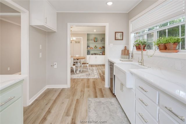 2402 Morris Lane, Bryan, TX 77802
