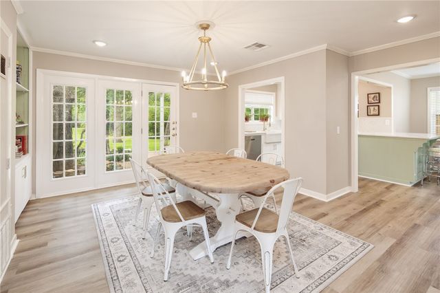 2402 Morris Lane, Bryan, TX 77802