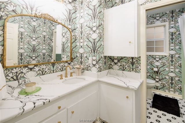 2402 Morris Lane, Bryan, TX 77802