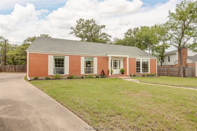 2402 Morris Lane, Bryan, TX 77802