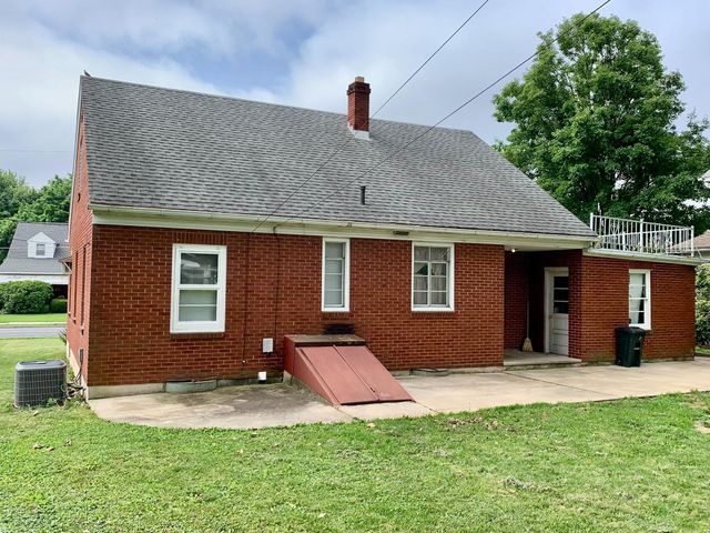 115 E PERSHING AVE, Lebanon, PA 17042