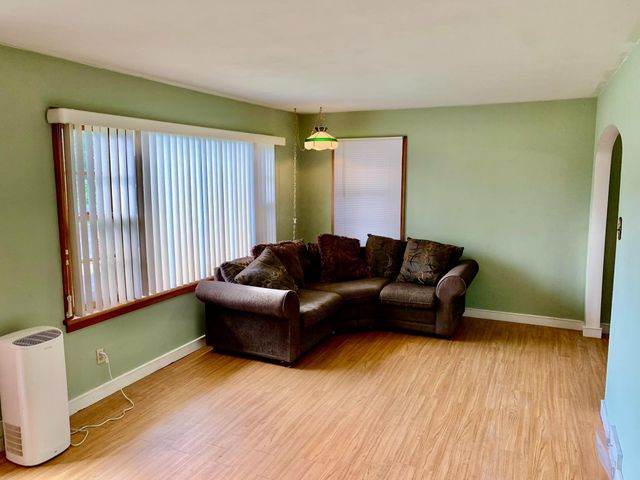 115 E PERSHING AVE, Lebanon, PA 17042