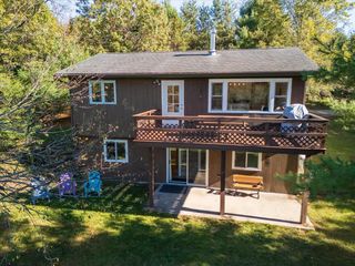 3205 1st Drive, Oxford, WI 53952