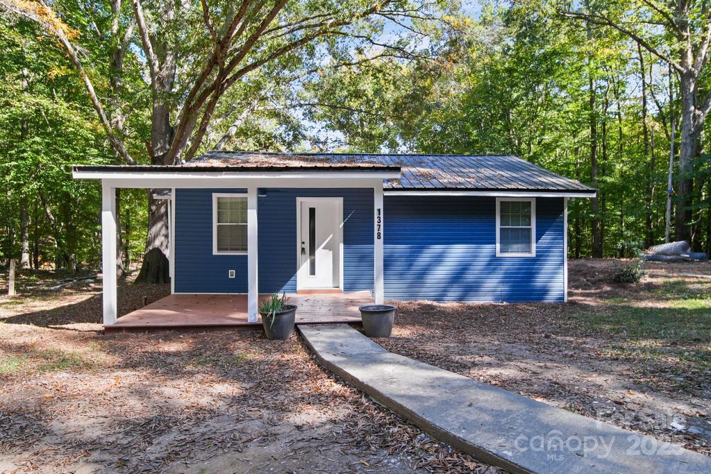 1378 Flint Ridge Road, Heath Springs, SC 29058