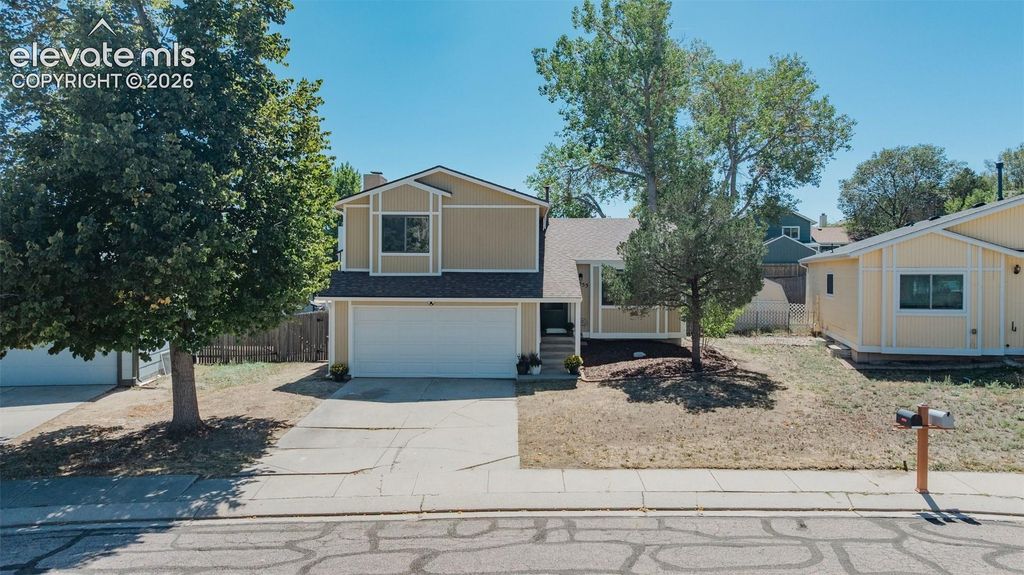 5555 Alma Terrace, Colorado Springs, CO 80917 — exterior