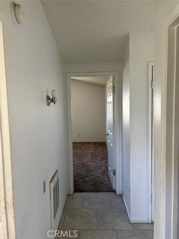 21024 79th, California City, CA 93505