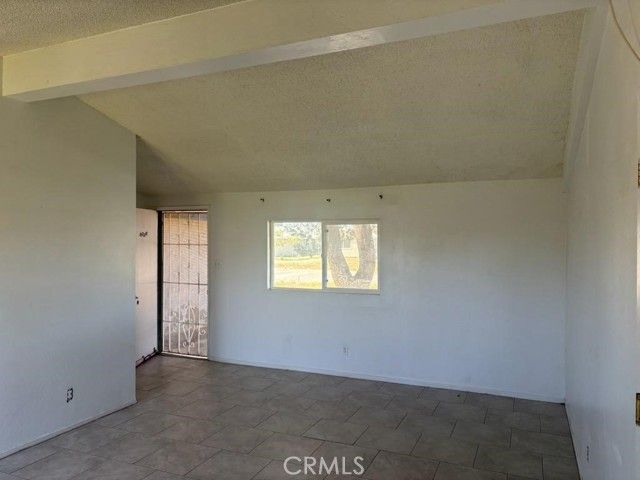 21024 79th, California City, CA 93505
