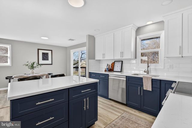 1721 PIONEER RD, Lancaster, PA 17602