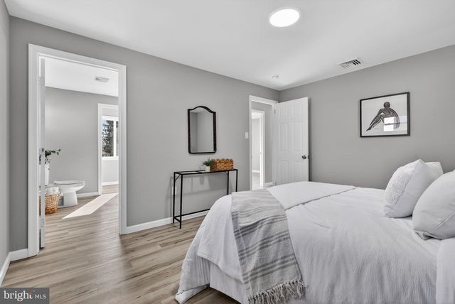 1721 PIONEER RD, Lancaster, PA 17602