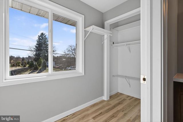 1721 PIONEER RD, Lancaster, PA 17602