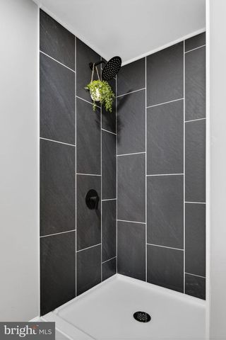 1721 PIONEER RD, Lancaster, PA 17602