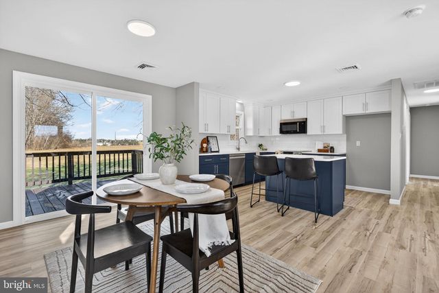 1721 PIONEER RD, Lancaster, PA 17602