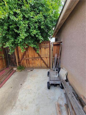 26461 PRAIRIE Lane, Moreno Valley, CA 92555