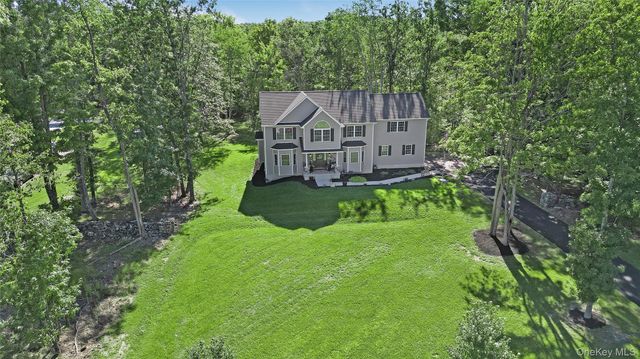 112 Elise Drive, Middletown, NY 10941