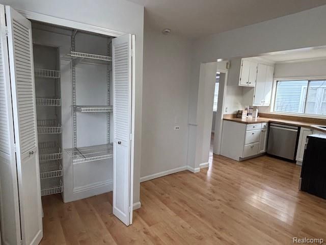 916 Owana Avenue, Royal Oak, MI 48067