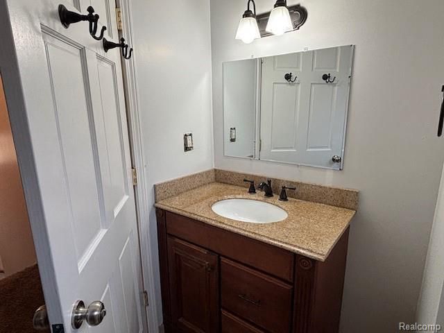 916 Owana Avenue, Royal Oak, MI 48067