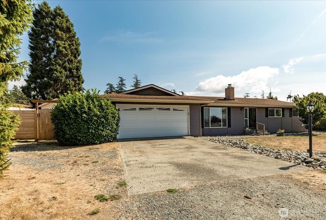 750 SW Thornberry Drive, Oak Harbor, WA 98277