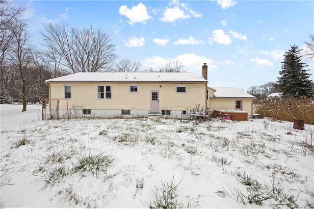 2466 Reed Road, Waterloo, NY 13165