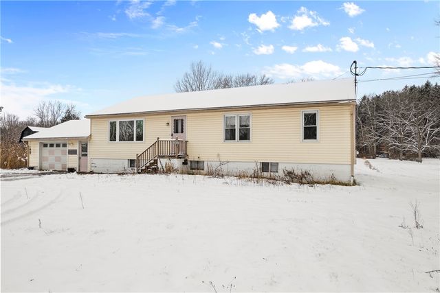 2466 Reed Road, Waterloo, NY 13165